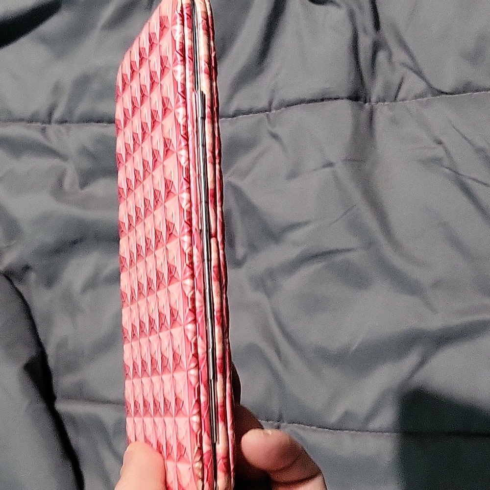 Pink Wallet - Picture 3 of 4